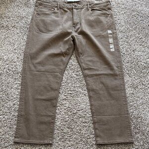 American Eagle Outfitters Men's Straight Jeans in Tan